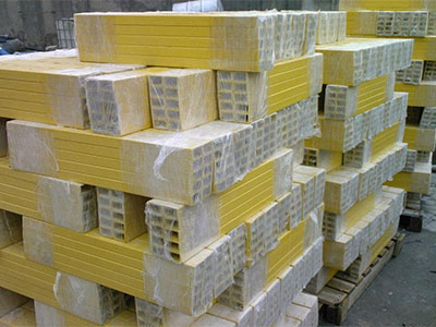 南宁玻璃钢绝缘横担